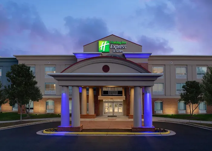 Holiday Inn Express & Suites Alexandria - Fort Belvoir By Ihg